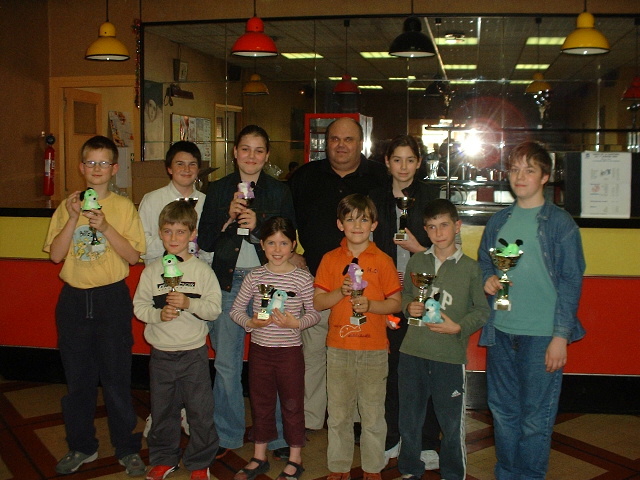 De gauche  droite : Guillaume, Tom, Virgile, Claire, Carole, Philippe, Pierre-Jules, Clmence, Ulysse, Maxime