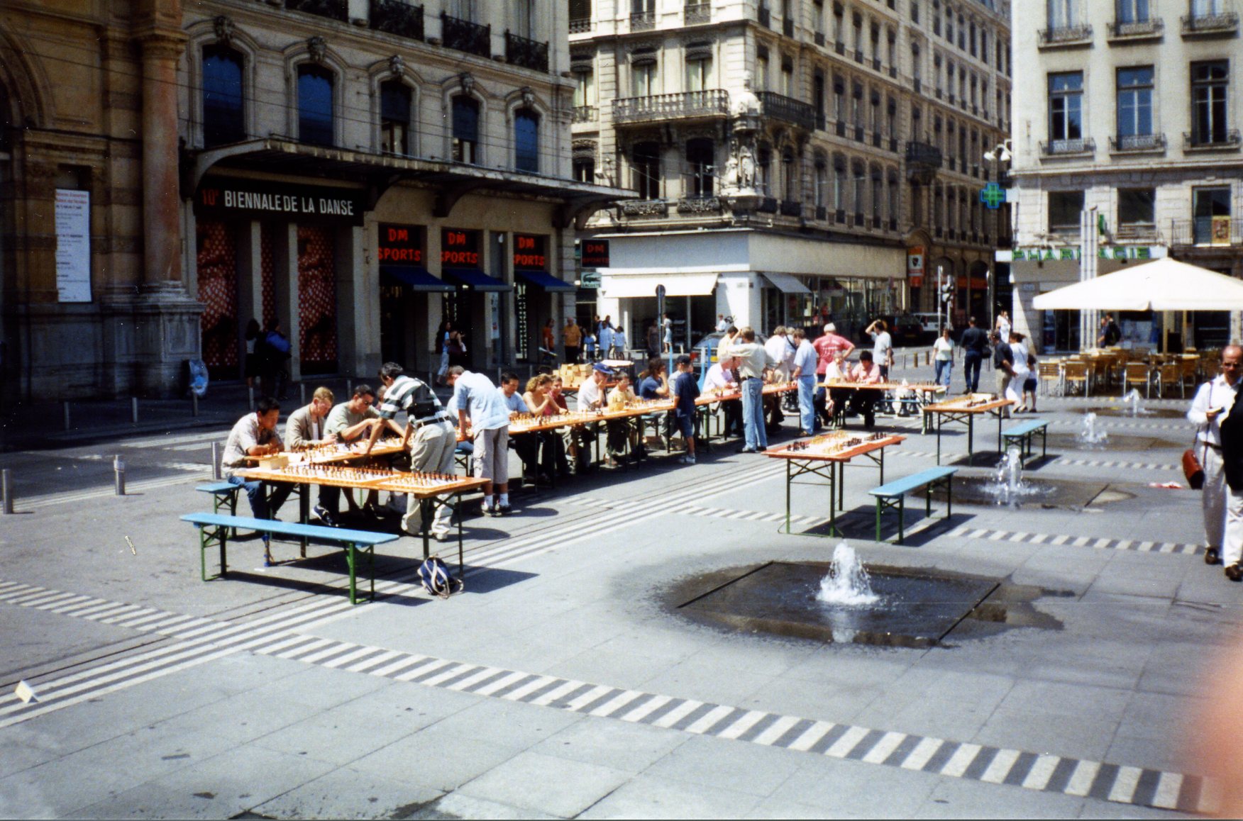 Simultanée Les Terreaux juin 2002